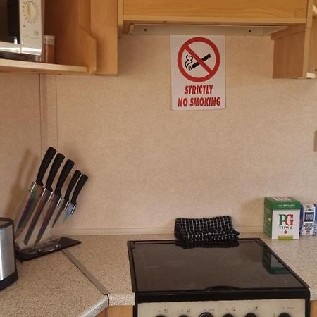 8 Berth Caravan Direct Beach Access Інголдмеллс Екстер'єр фото